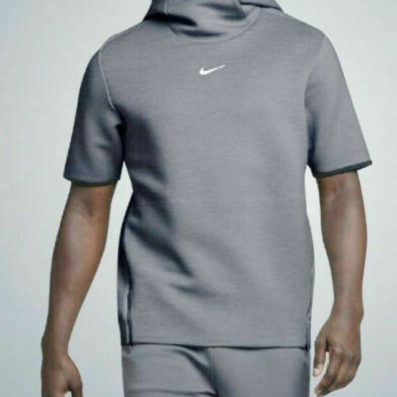 nike therma short sleeve hoodie